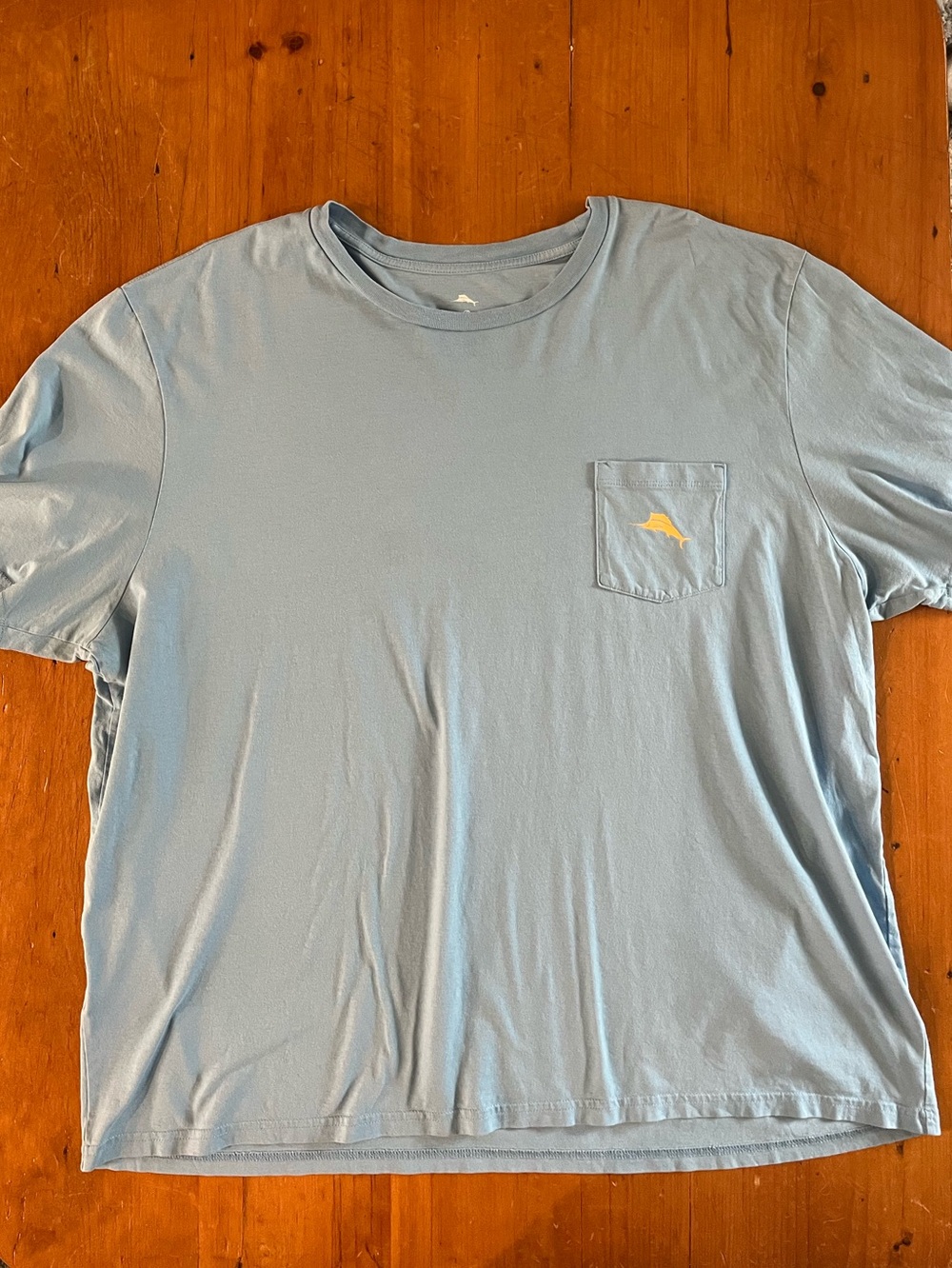 Tommy Bahama Graphic Pocket Tee in Blue - Like New!